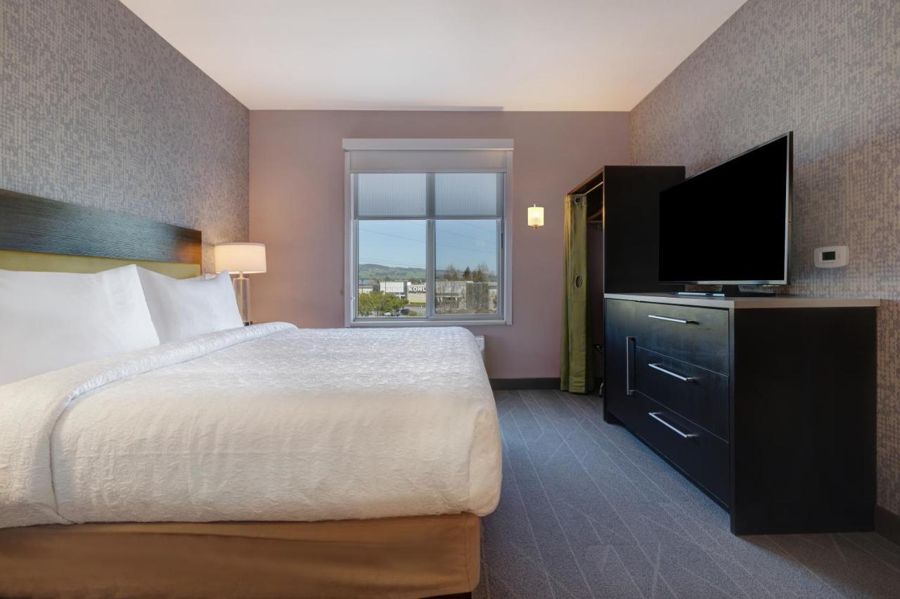 Home2 Suites By Hilton ペタルーマ エクステリア 写真