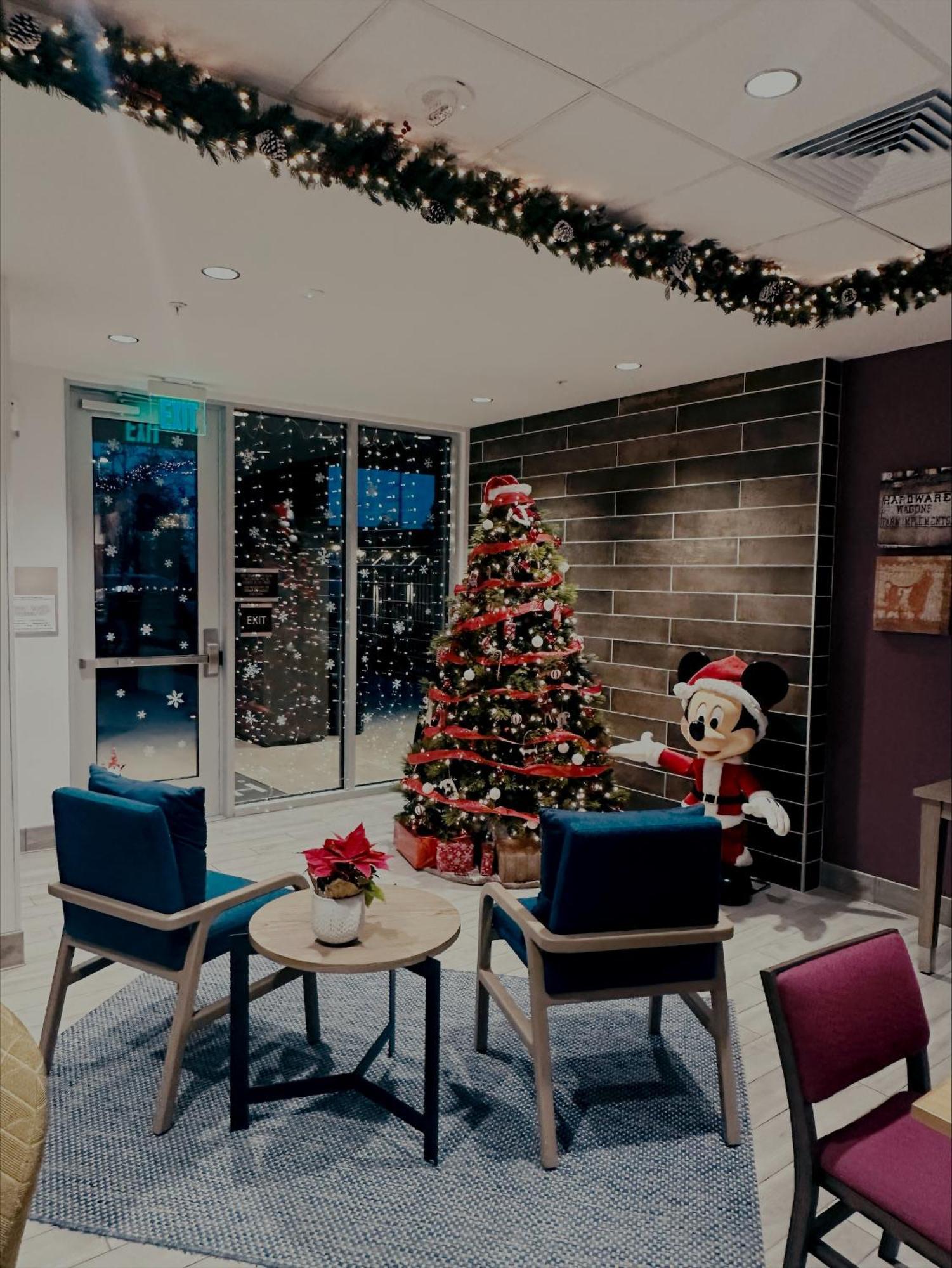 Home2 Suites By Hilton ペタルーマ エクステリア 写真