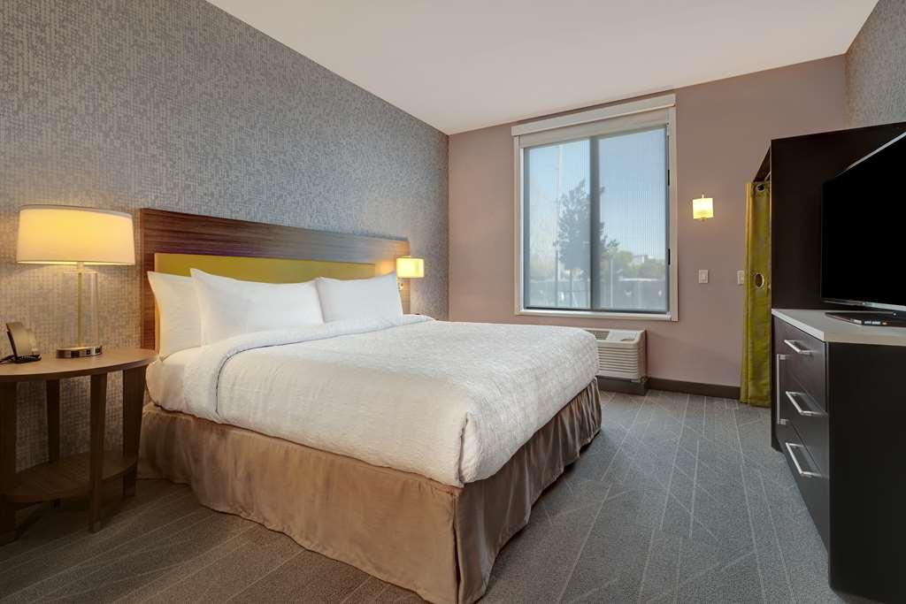 Home2 Suites By Hilton ペタルーマ 部屋 写真